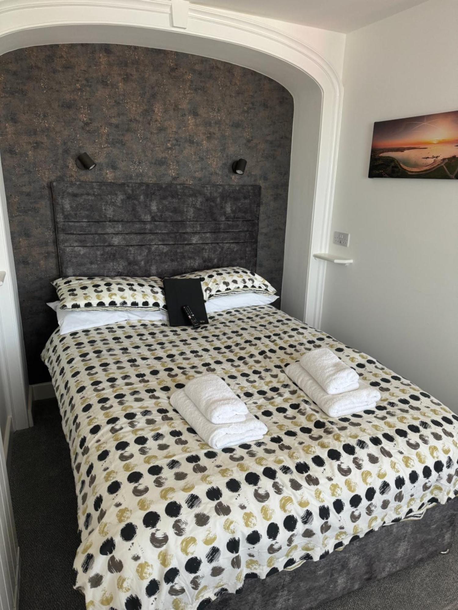 St Georges Guest House Saint Peter Port Dış mekan fotoğraf